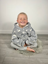 Load image into Gallery viewer, Children’s Embroidered Hoody Blanket
